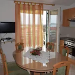 Zjacic Apartment *