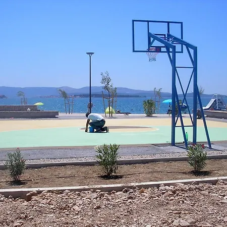 Zjacic * Brodarica (Sibenik-Knin)