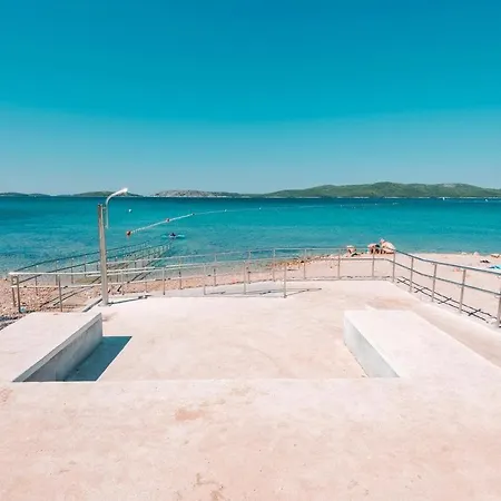 Zjacic * Brodarica (Sibenik-Knin)